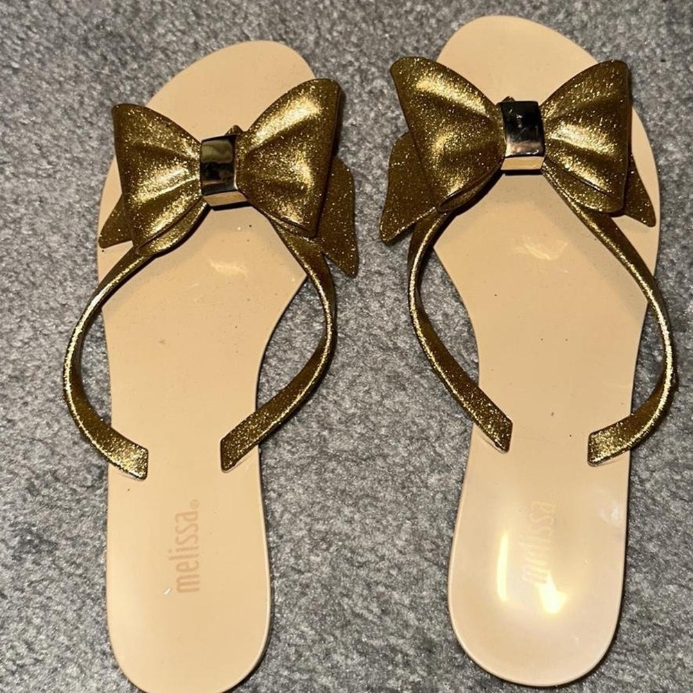 Melissa Harmonic Glitter Bow Flip Flops Gold Beige Flat Sandals Size 7